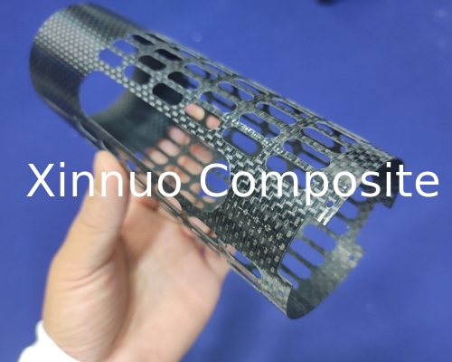 El CNC cortó el corte estupendo del CNC de los tubos de la fibra de carbono de la ronda de la tubería de la fibra de carbono de la fuerza hecho en China