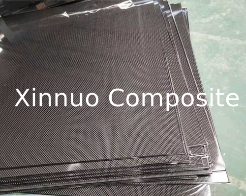 Cortado por CNC de hojas de fibra de carbono 400*500mm 800*800mm 1000*1000mm, etc.