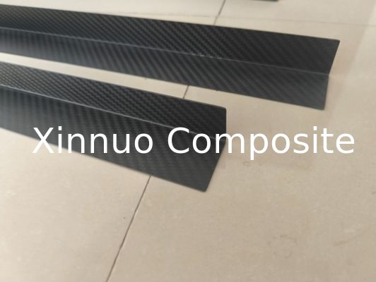 30*40mm 50*50mm ángulo de fibra de carbono ángulo afilado de 90 ° con superficie mate de rizos 3K