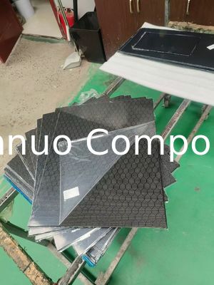 China suministro original de la fábrica de alta rigidez 3K twill hojas de fibra de carbono plano