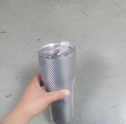 Vaso aislado Doble-pared de acero inoxidable de la fibra de carbono a estrenar para las bebidas calientes/frías de la taza de la taza de café/cerveza