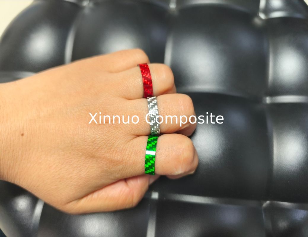 Diferentes Tamaños de buena apariencia Tubos de anillo de fibra de carbono de colores para joyas