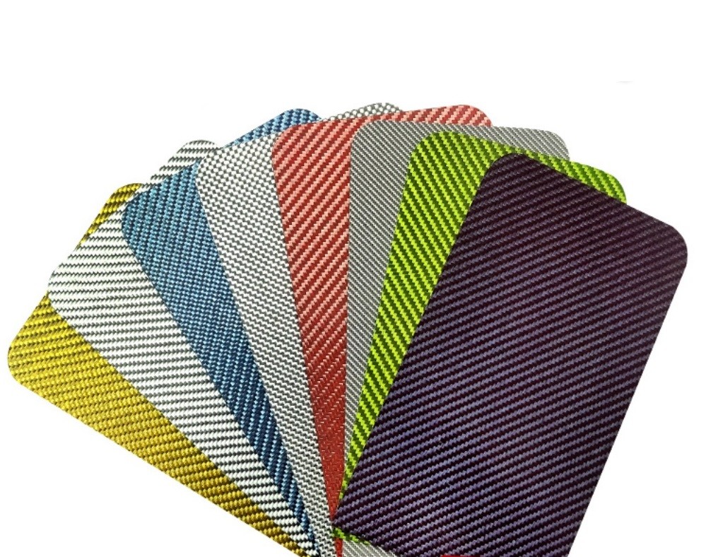 la fibra de carbono coloreada cubre la hoja de la fibra de carbono de 3m m